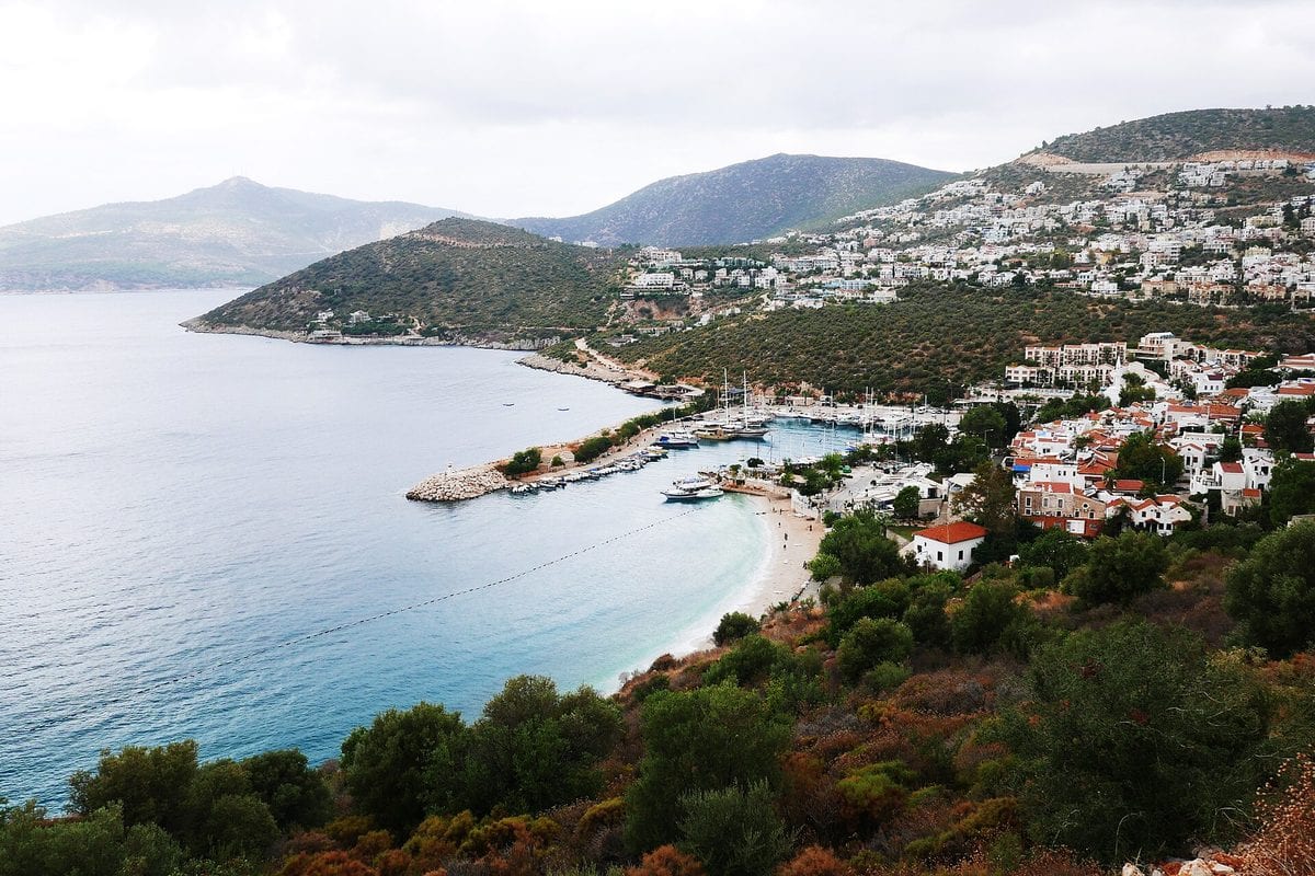 Kalkan — Küsten- und Buchtansicht